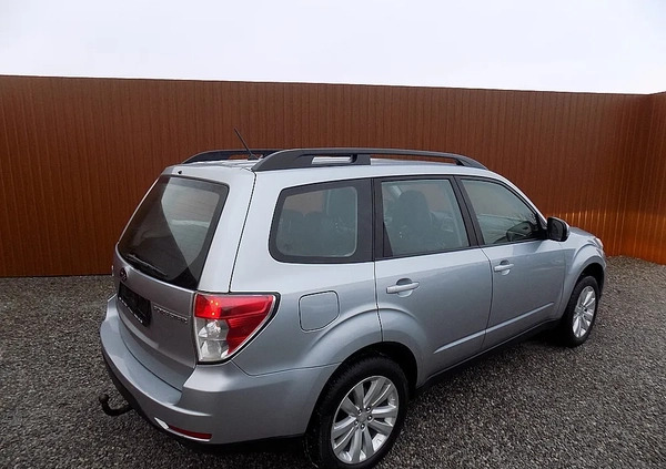 Subaru Forester cena 34900 przebieg: 252000, rok produkcji 2011 z Przysucha małe 497